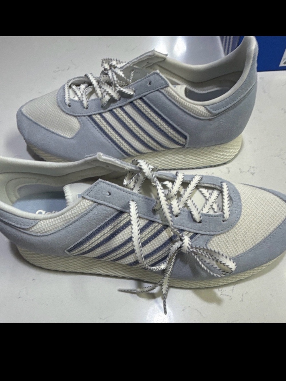 Adidas Originals Atlanta Off White Wonder Blue Unisex Women 11 Men 10